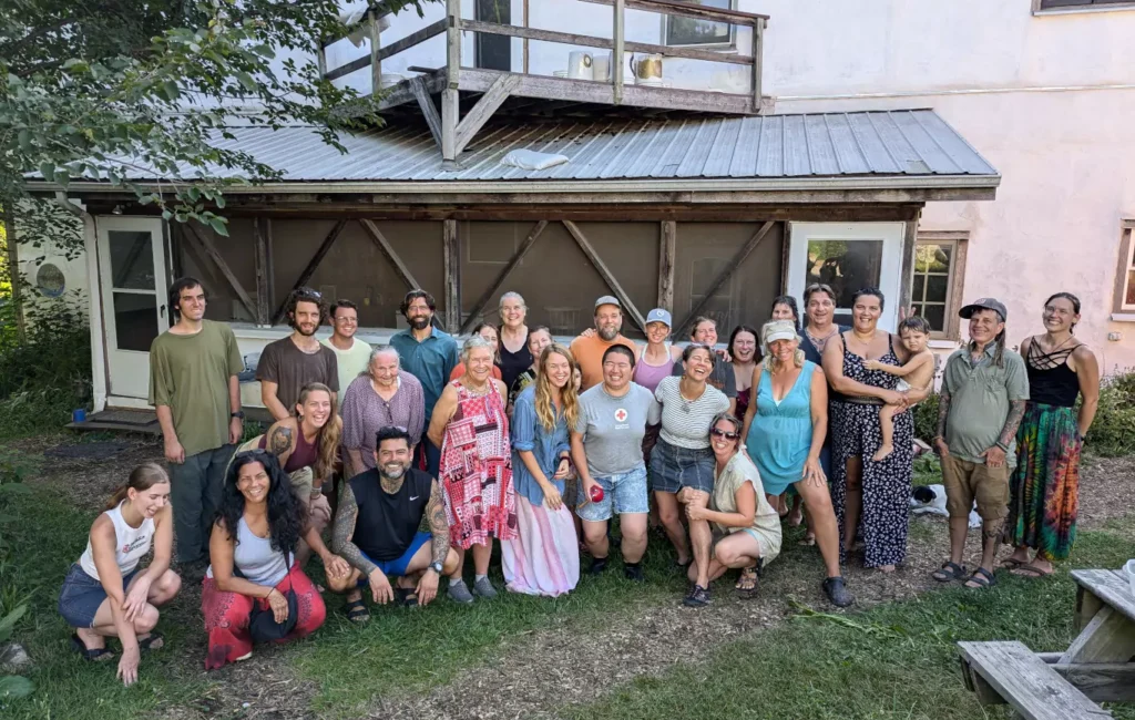 Intentional communities with openings